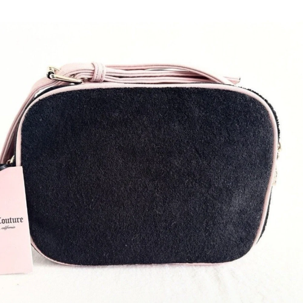 NWT Juicy Couture Wingin’ It Camera Bag - Color: Liquorice Black Crossbody $79